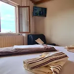 Karlito ツリクヴェニツァ