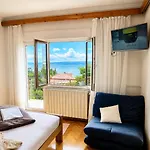 Apartment Karlito *